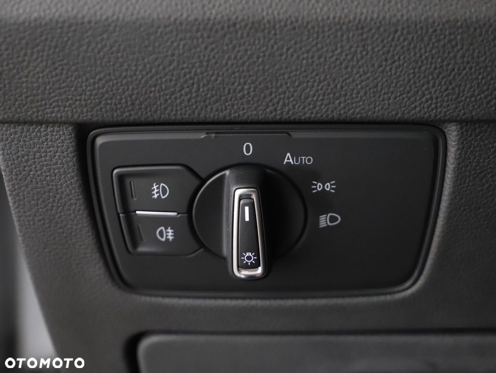 Volkswagen Passat Alltrack - 17