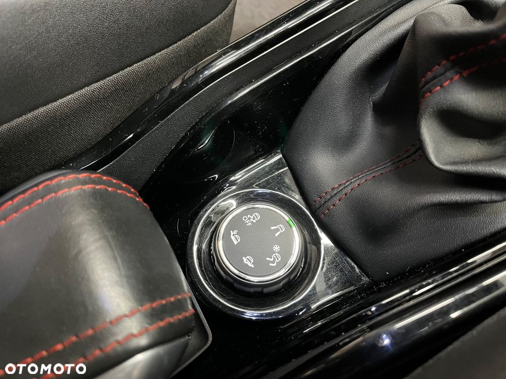 Peugeot 2008 PureTech 130 Stop&Start GT-Line Edition - 19