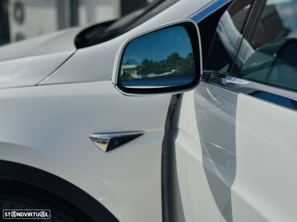 Tesla Model X 100D — fotografia 3