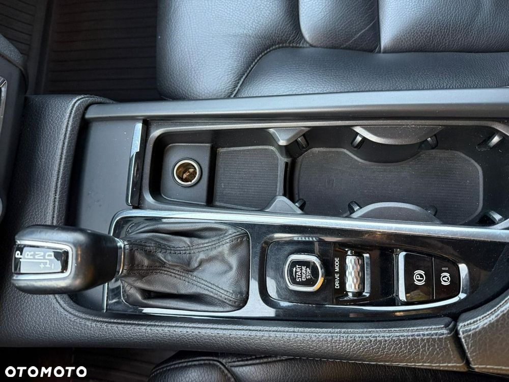 Volvo V90 T5 Momentum - 13