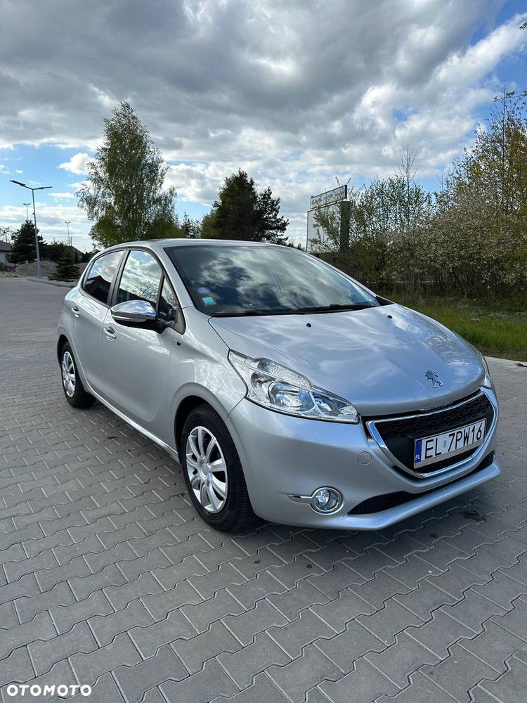 Peugeot 208 82 PureTech Style - 1