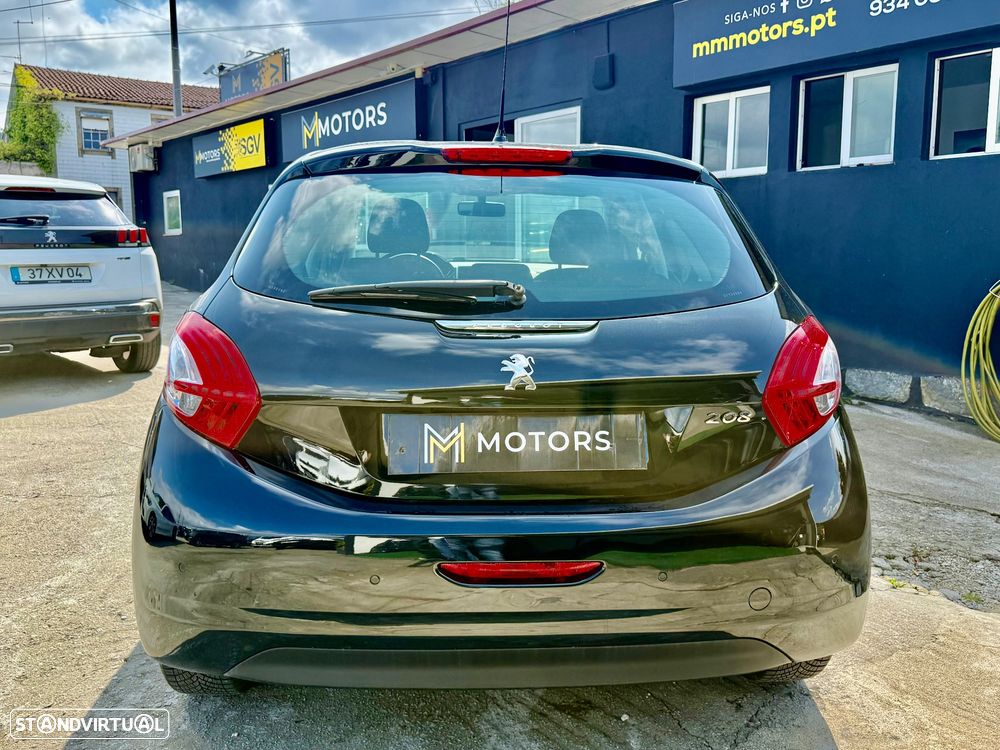 Peugeot 208 1.2 PureTech Style - 36