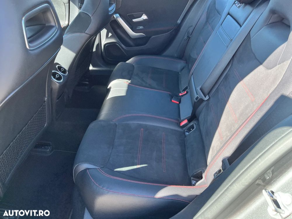 Mercedes-Benz A 200 7G-DCT AMG Line - 11