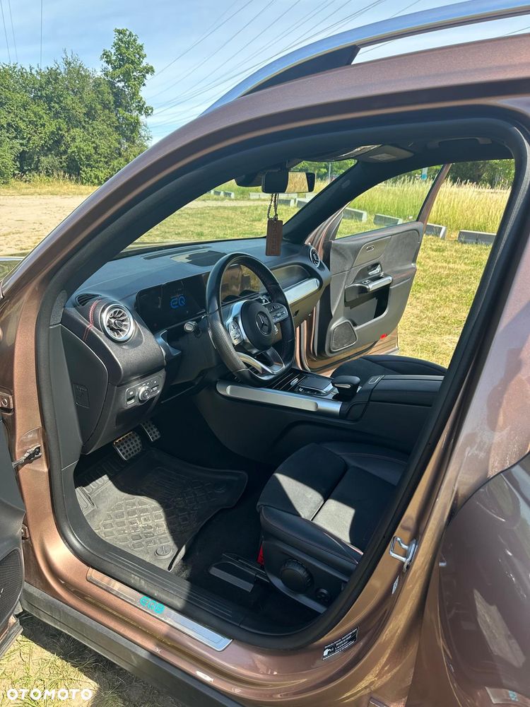 Mercedes-Benz EQB - 5