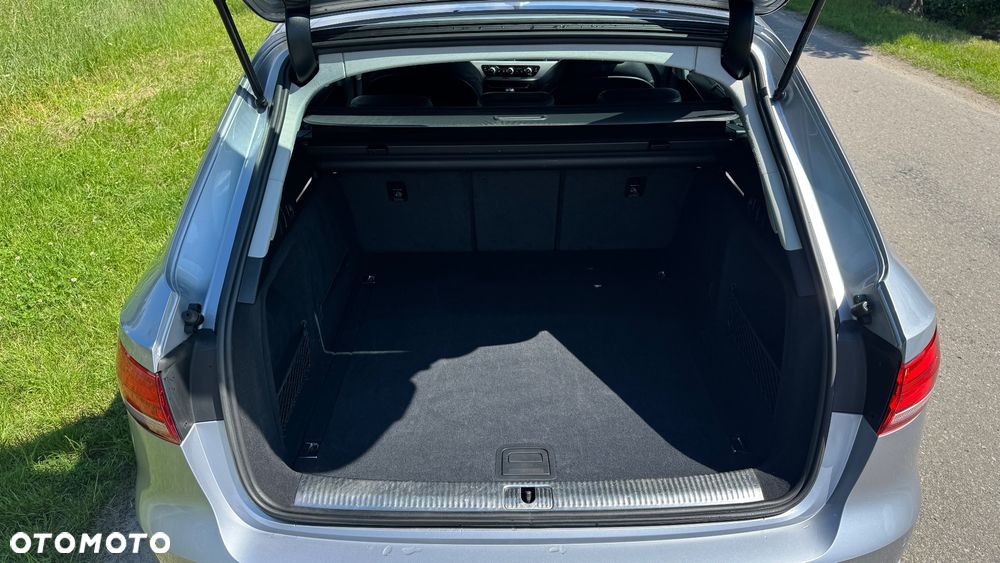 Audi A4 Avant 2.0 TDI DPF clean diesel Attraction - 16