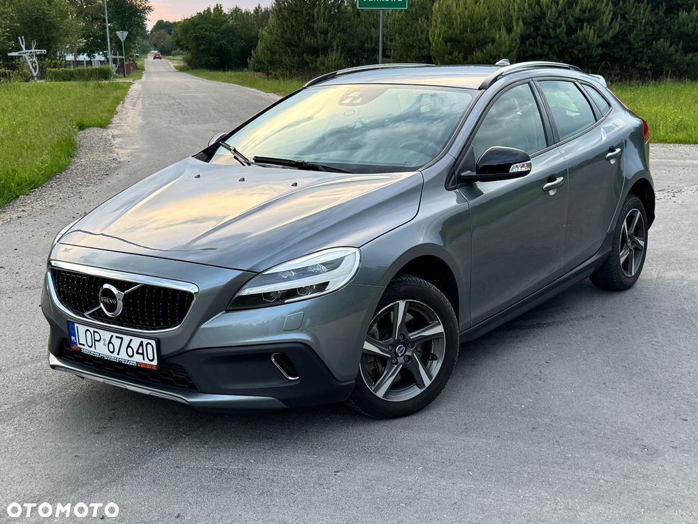Volvo V40 D3 Momentum - 4