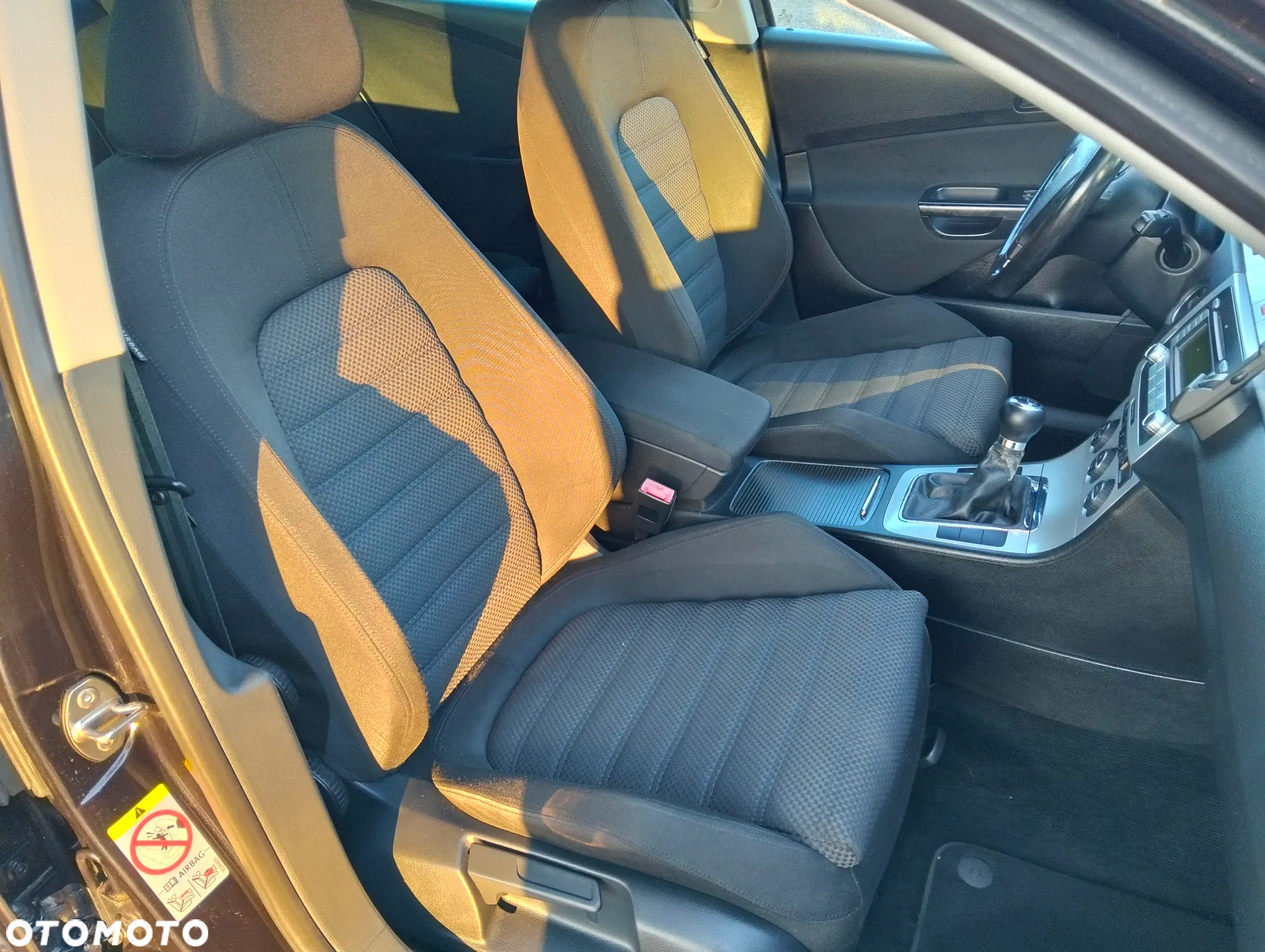 Volkswagen Passat 1.6 Trendline - 11