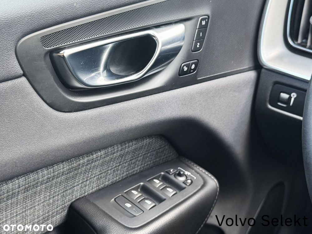 Volvo XC 60 - 33