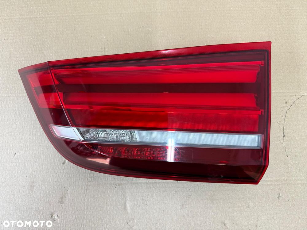BMW X5 F15 M PAKIET 13-18 LAMPA PRAWA TYŁ W KLAPĘ 7470888 - 2