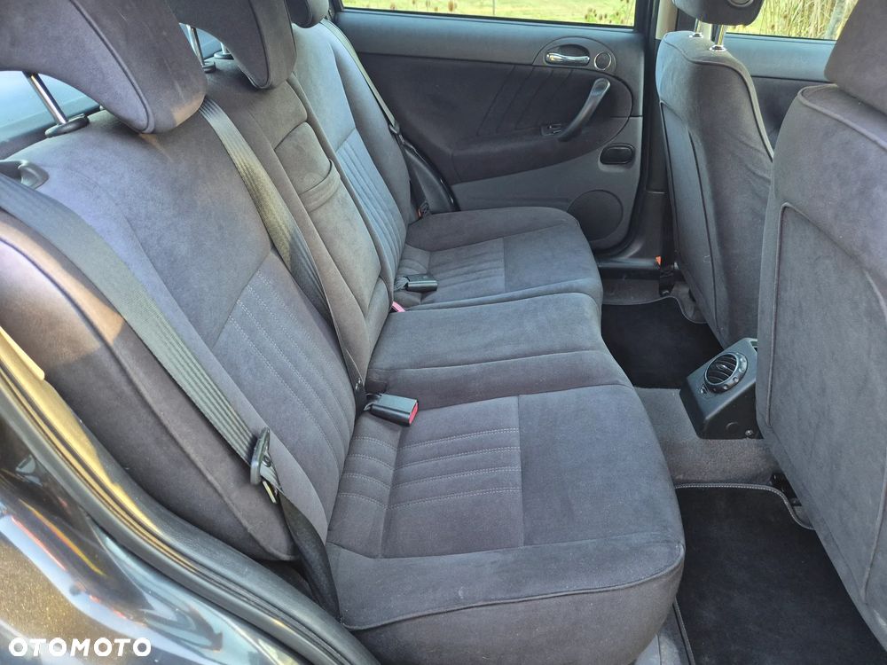 Alfa Romeo 147 - 16