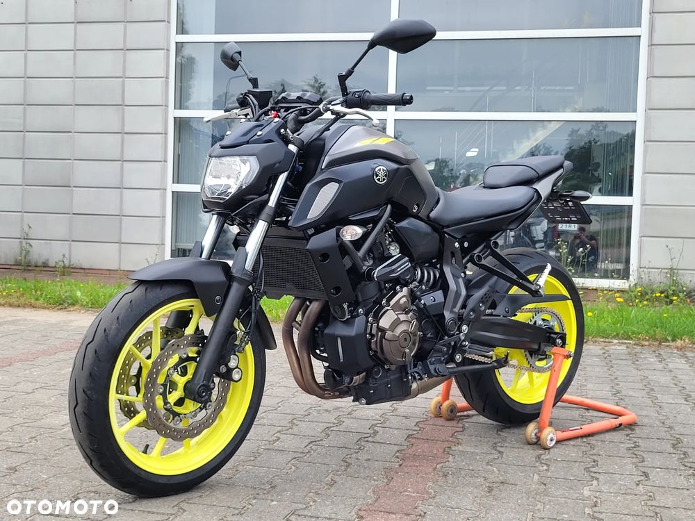 Yamaha MT - 11