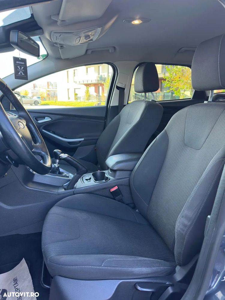 Ford Focus 1.6 TDCi DPF Start-Stopp-System Titanium - 11