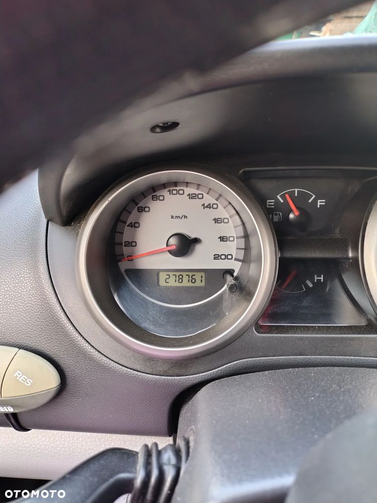 Suzuki Ignis - 11