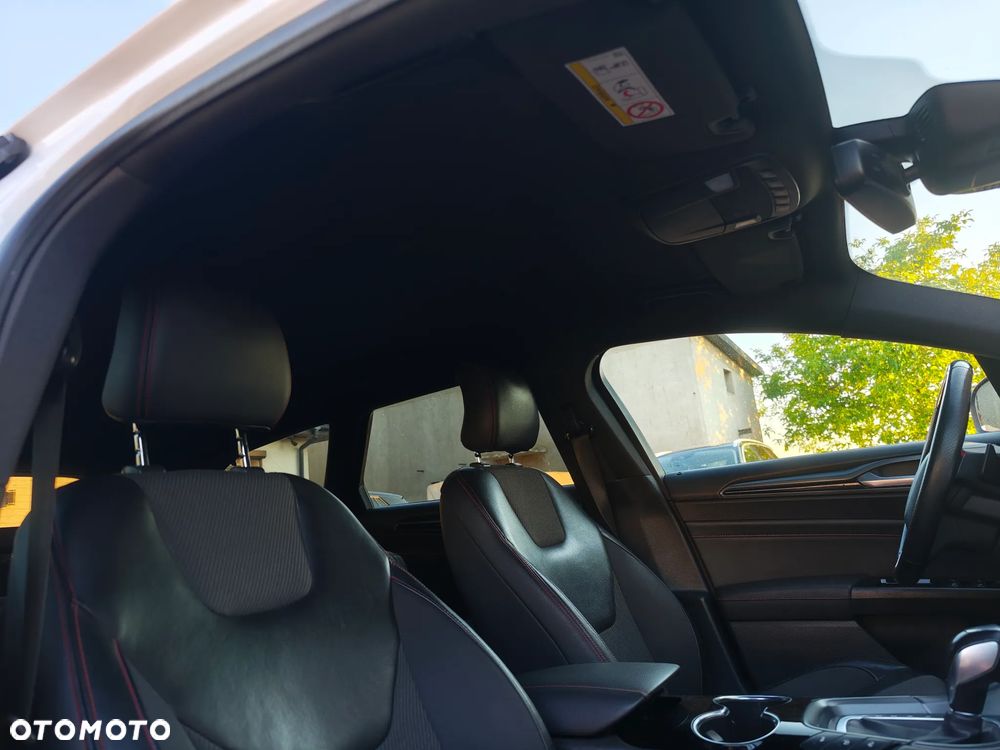 Ford Mondeo 2.0 TDCi ST-Line PowerShift - 33