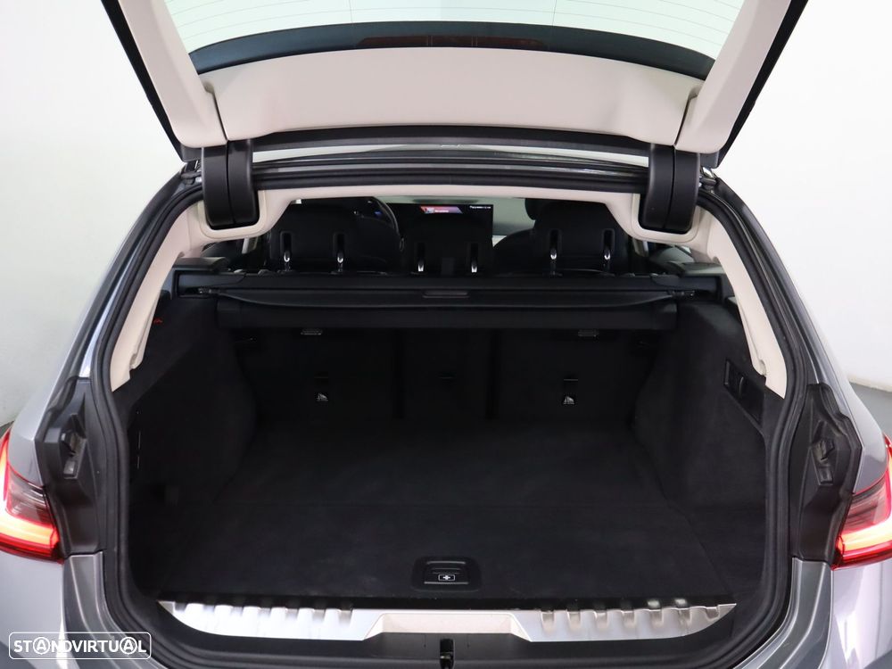 BMW 330 e Corporate Edition Auto - 27