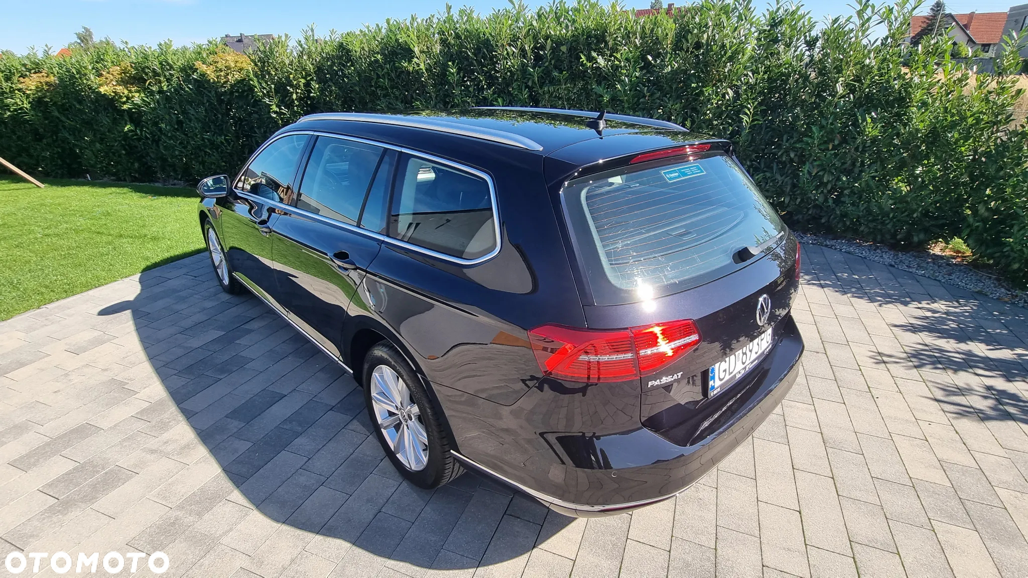 Volkswagen Passat - 9