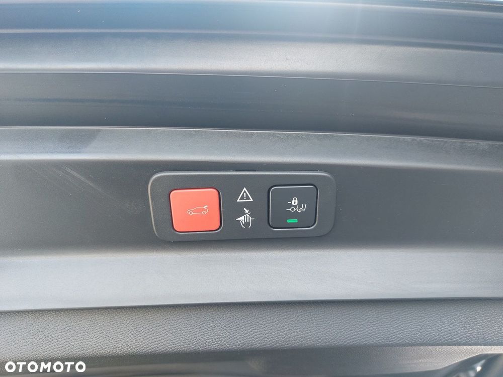 Peugeot 2008 1.2 PureTech Allure Pack S&S EAT8 - 9