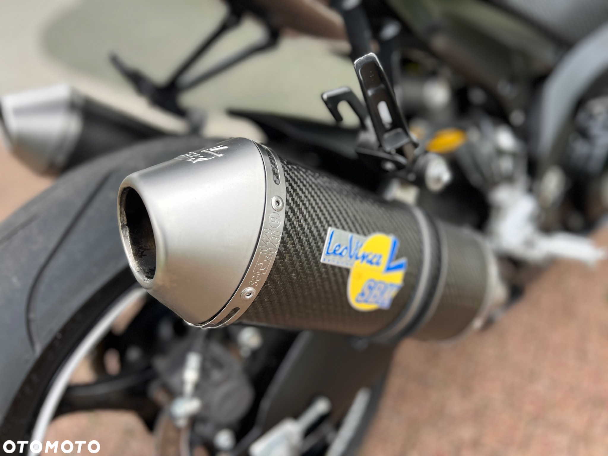 Suzuki GSX-R - 15