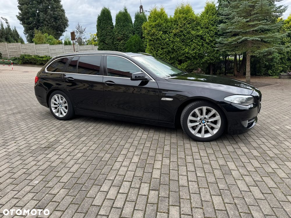 BMW Seria 5 525d - 4