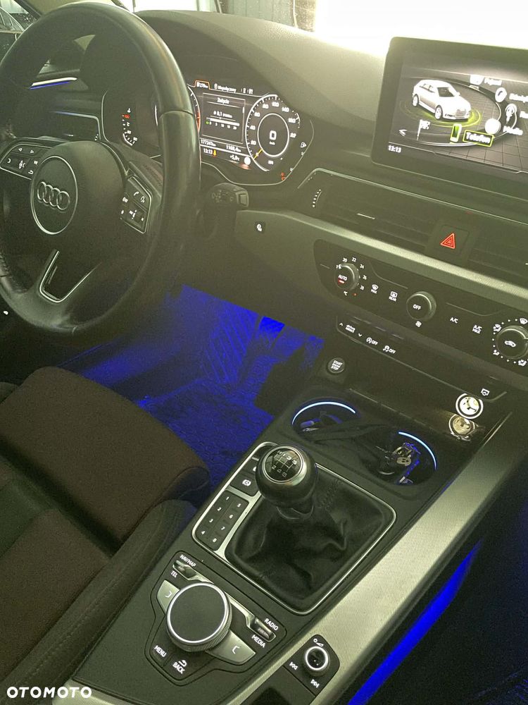 Audi A4 Avant 2.0 TDI - 32