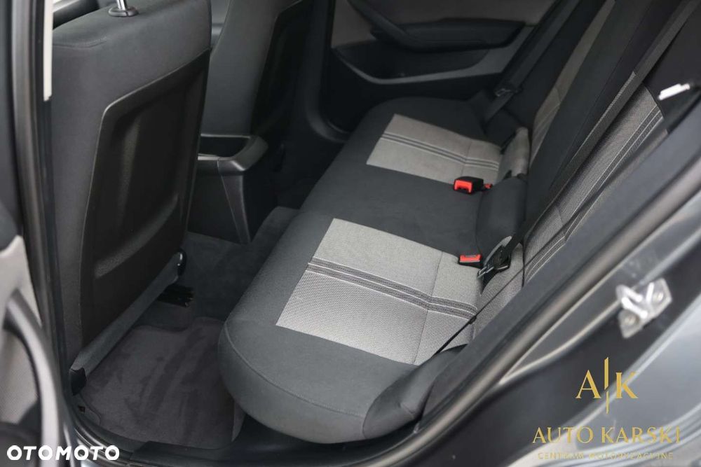 BMW X1 xDrive18d Sport Line - 38