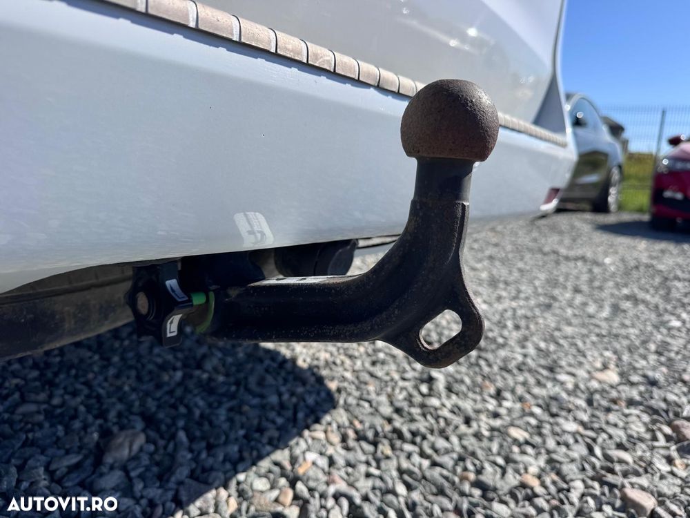Mercedes-Benz V 250 BlueTEC Aut. Extralong Avantgarde - 28