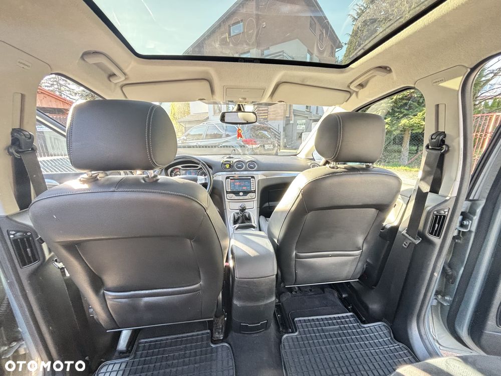 Ford S-Max - 9