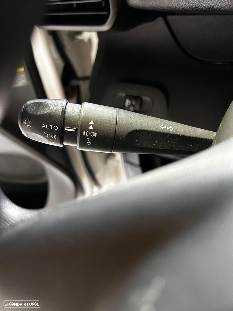 Peugeot PARTNER BLUE-HDI PREMIUM L1 - 25