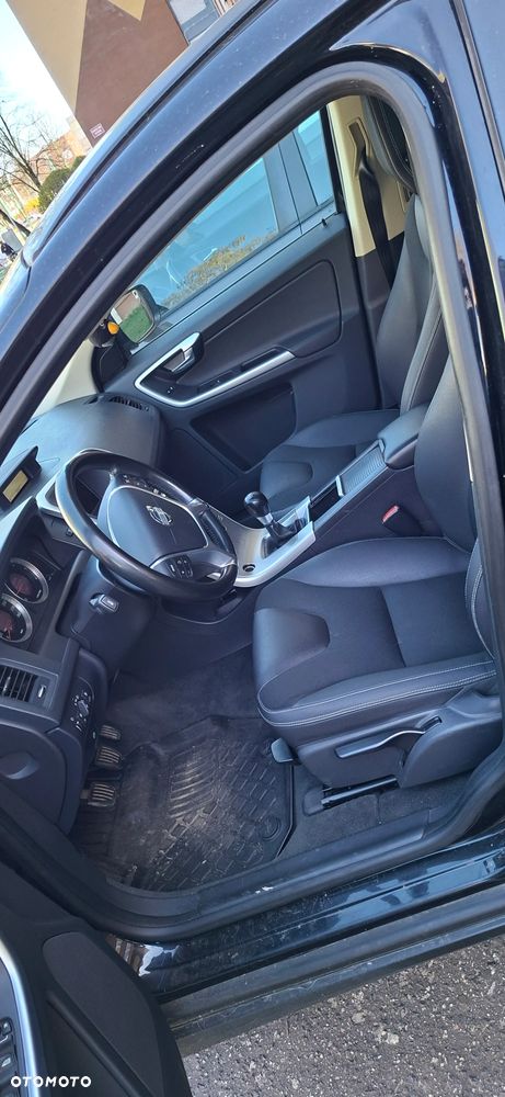 Volvo XC 60 D5 AWD Momentum - 21