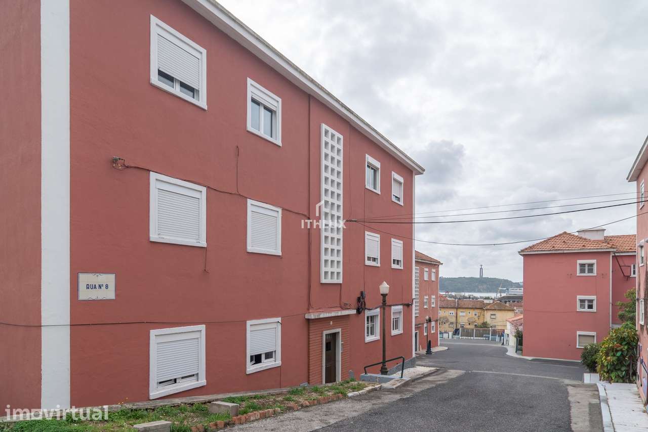 T2 Totalmente Remodelado na Quinta do Jacinto - Alcântara - Grande imagem: 2/26