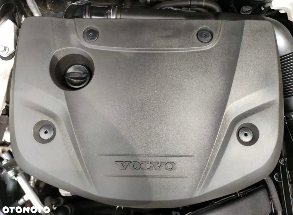Volvo V40 D2 Drive-E R-Design Kinetic - 29