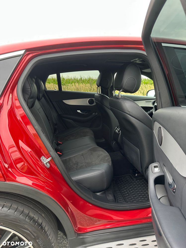 Mercedes-Benz GLC - 25
