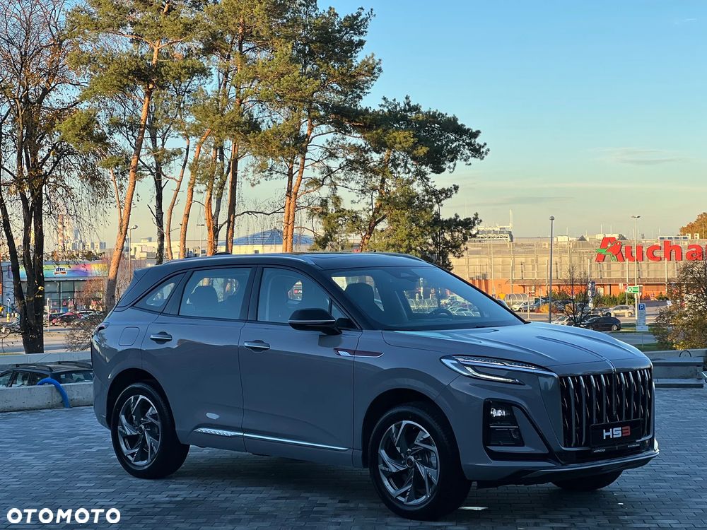 Hongqi HS3 - 1