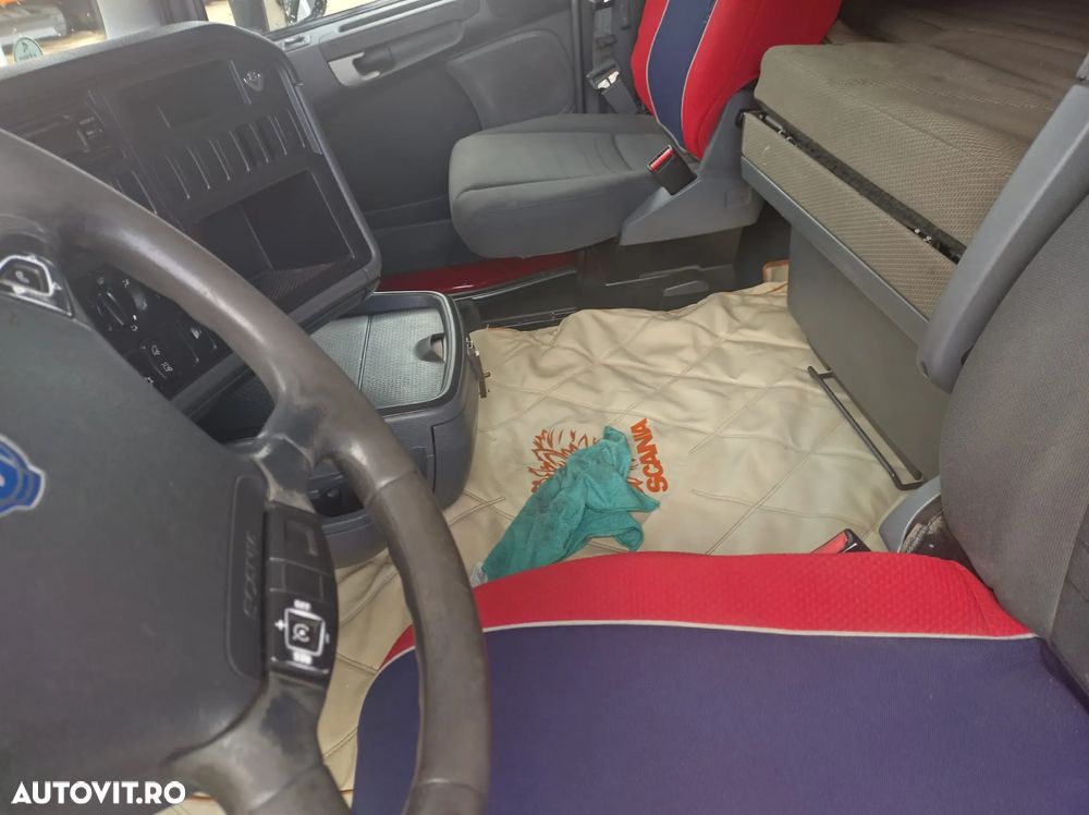 Scania V8 cu 500CP, 2011, 599.690km, 6x2 cu axa liftabila si viratoare, Cutie viteze automata, Anvelope 315/80R22,5 90% bune, Kit basculare, rezervor 600l, goarne, proiectoare, Carte identitate, rulat in Germania, PROMOTIE 28.900 EUR+Tva - 34