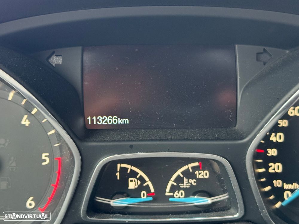 Ford Focus SW 1.5 TDCi EcoBlue ST-Line - 7