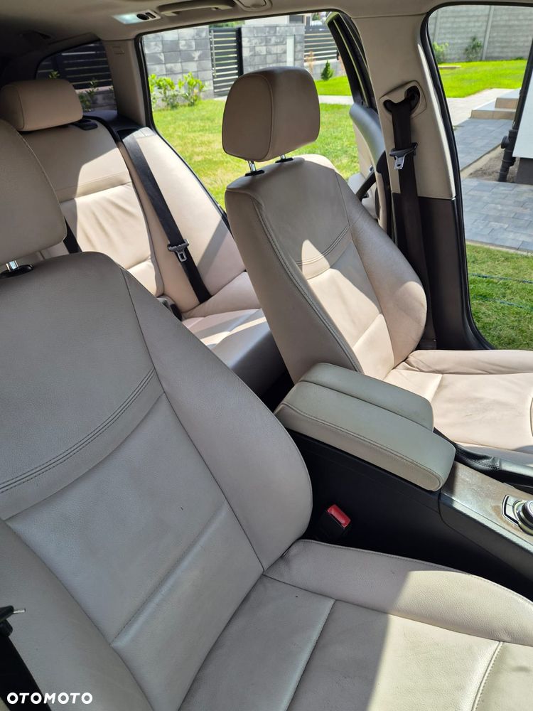 BMW Seria 3 318i - 22