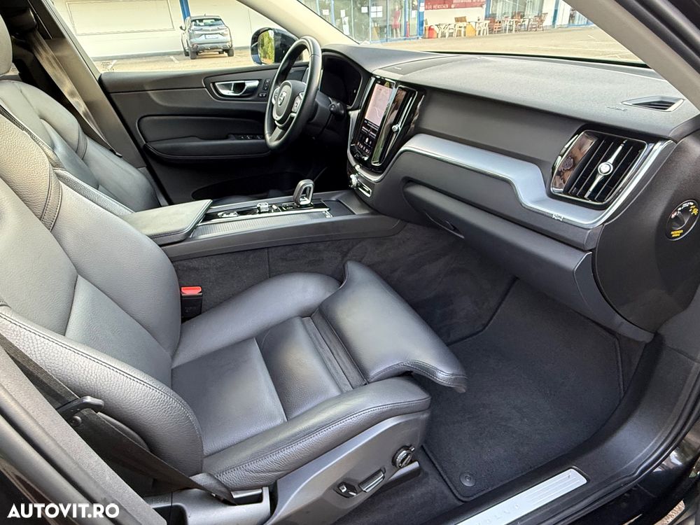 Volvo XC 60 B4 D Core - 10
