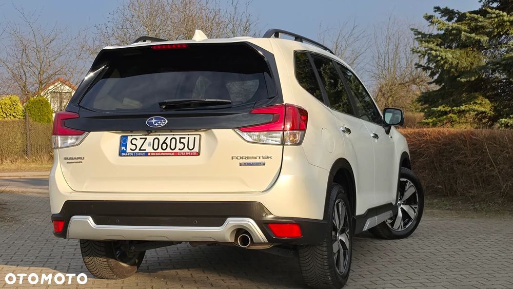Subaru Forester 2.0i-L Platinum (EyeSight) Lineartronic - 5