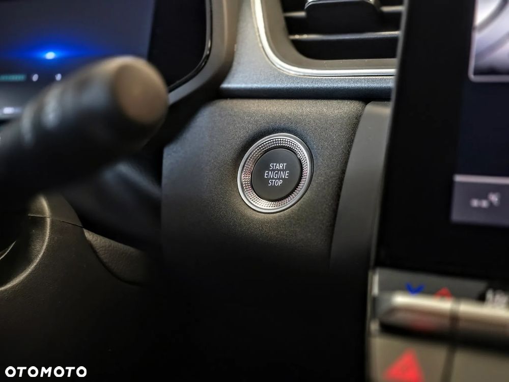 Renault Captur - 24