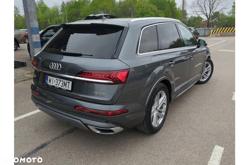 Audi Q7 - 3