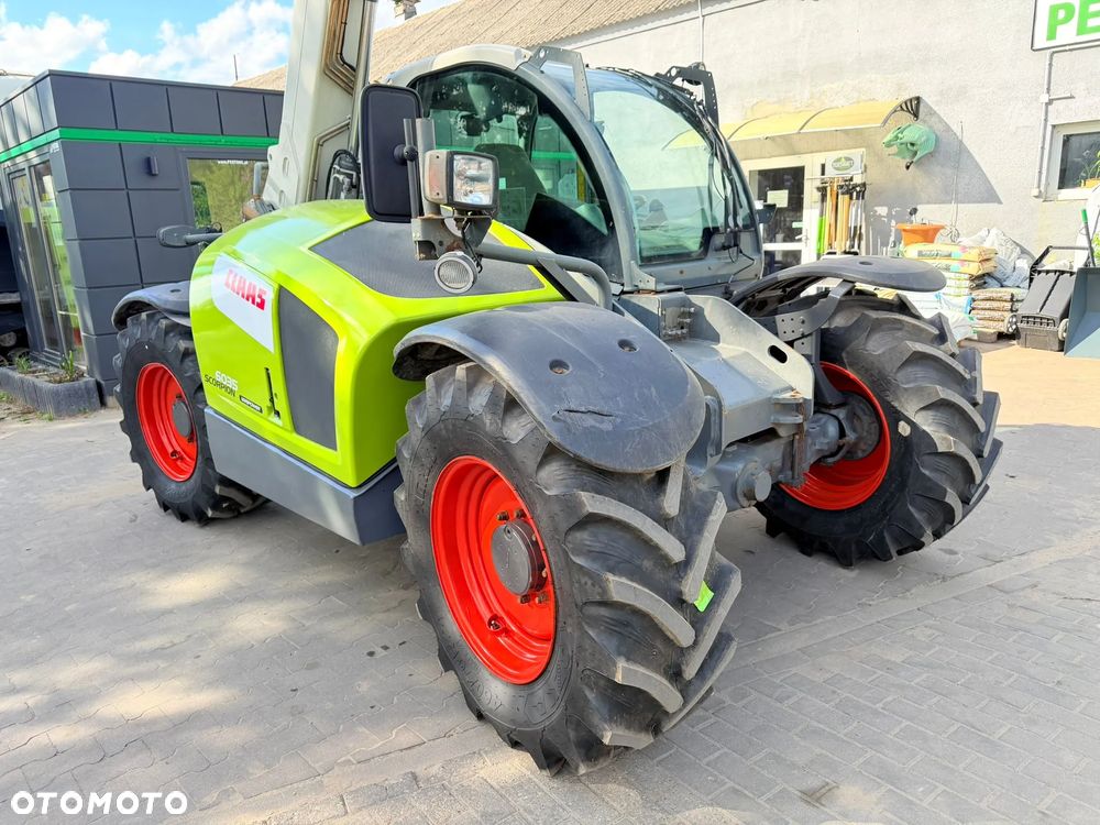 Claas Scorpion 6035 Varipower - 7