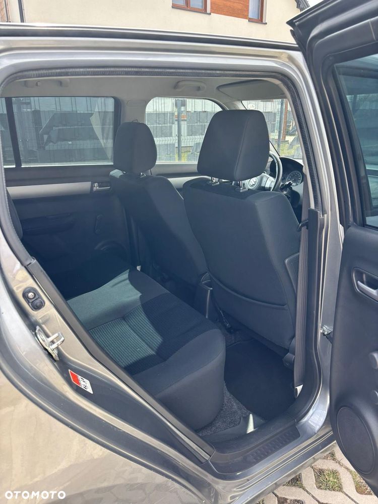 Suzuki Swift 1.3 DDiS Comfort - 28