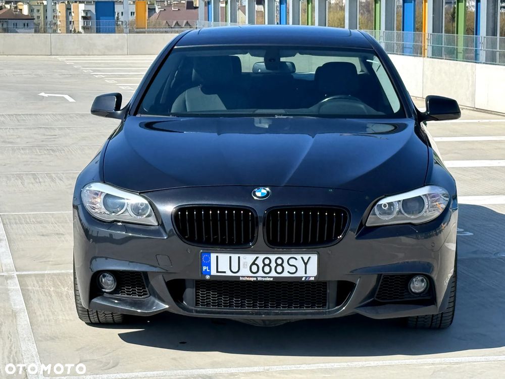 BMW Seria 5 528i - 2