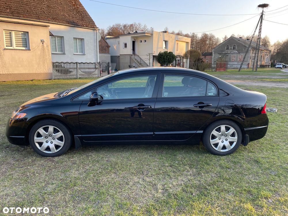 Honda Civic 1.8i-VTEC Automatik Comfort - 2