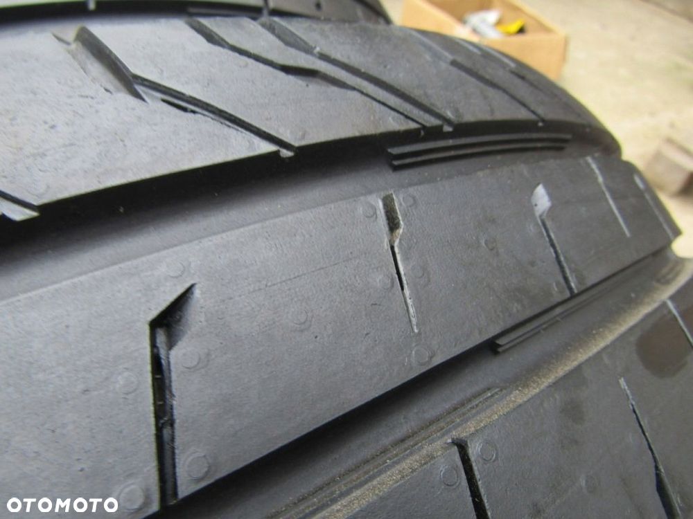 2x Opony Opona 205/65 16 C 16C 107/105T Continental VanContact 7,5 mm - 13