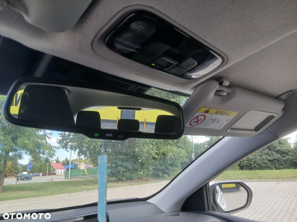 Toyota Yaris - 18