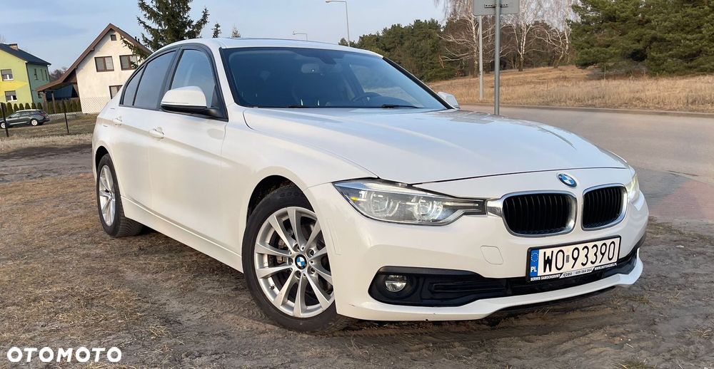 BMW Seria 3 320i - 2