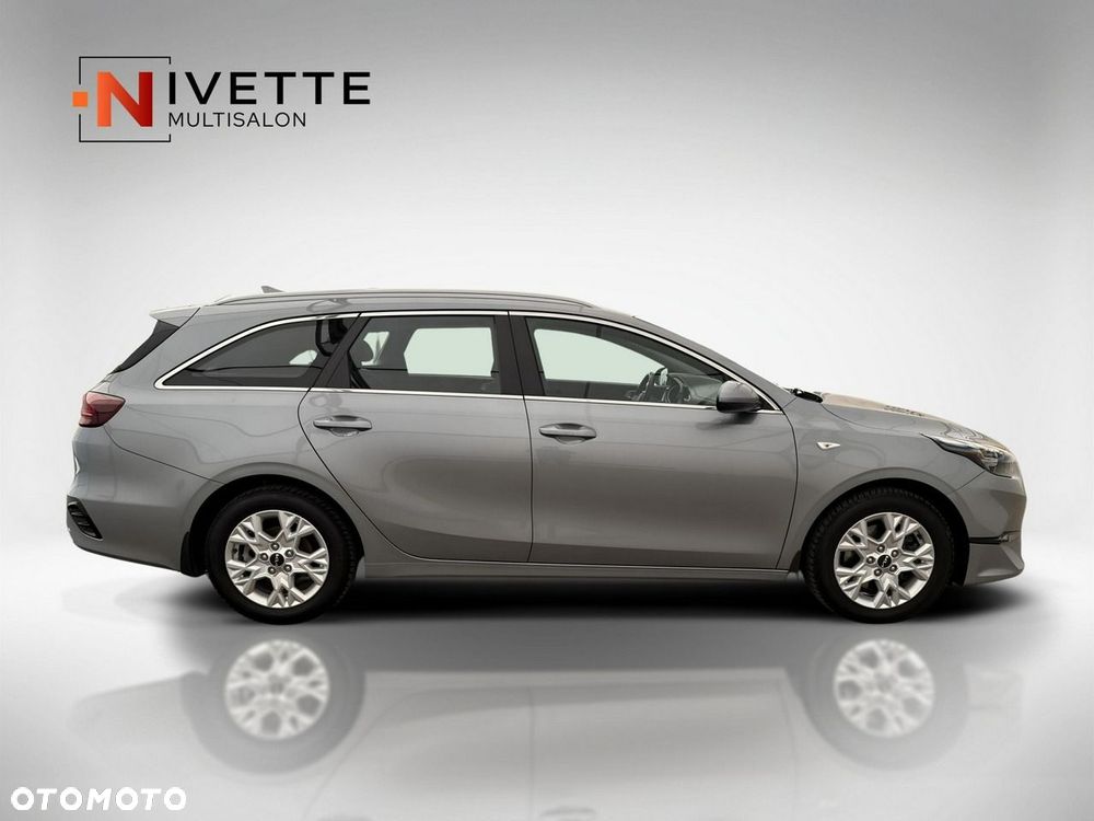 Kia Ceed - 8