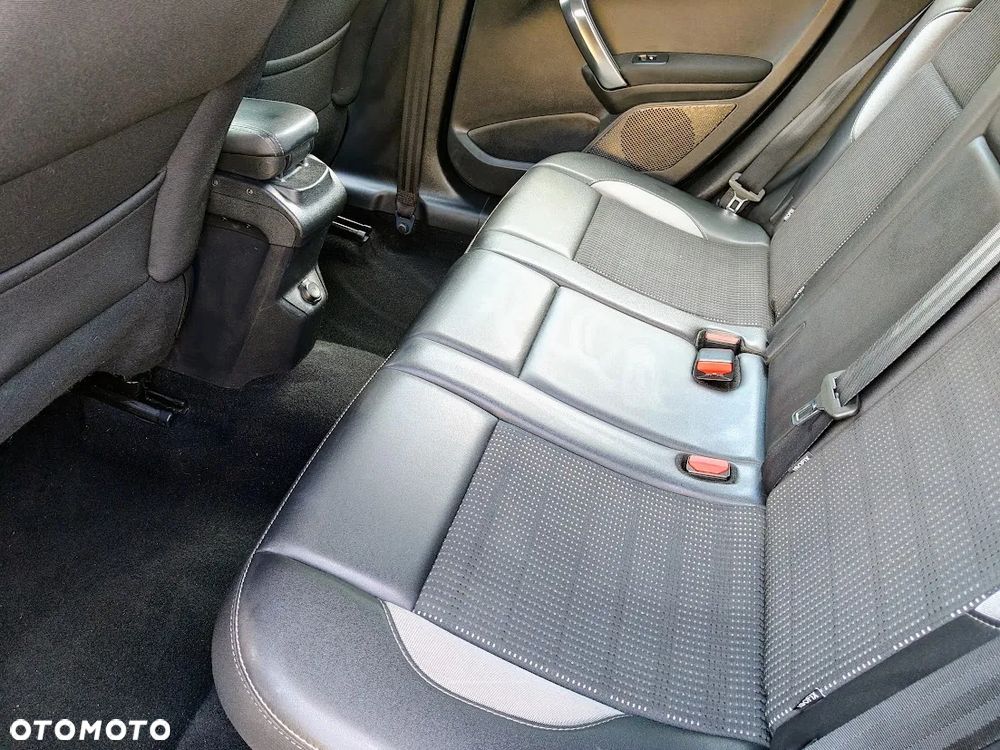 Peugeot 2008 PureTech 110 Stop&Start Allure - 21