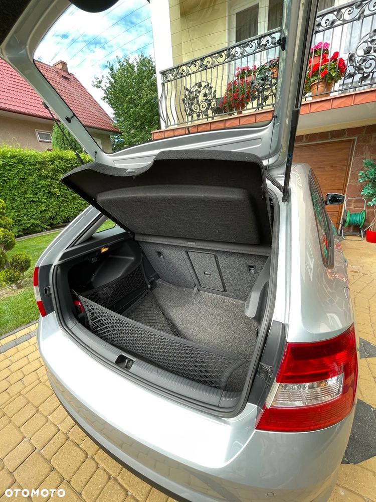 Skoda RAPID Spb 1.2 TSI Ambition - 20